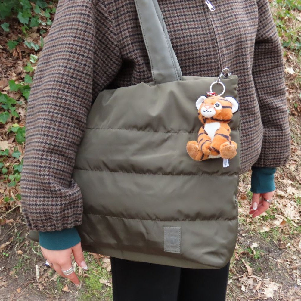WWF shopper met bag charm tijger 6 WWF-Webshop