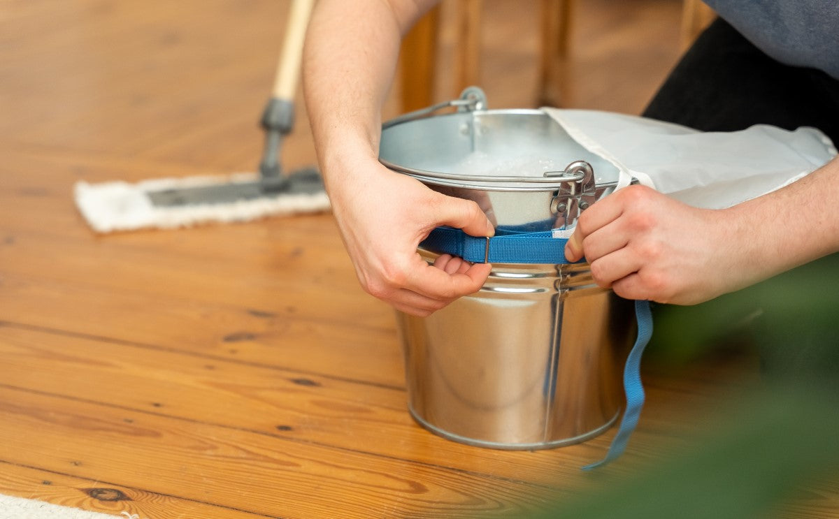 Guppyfriend Bucket Filter stap 01 WWF-Webshop