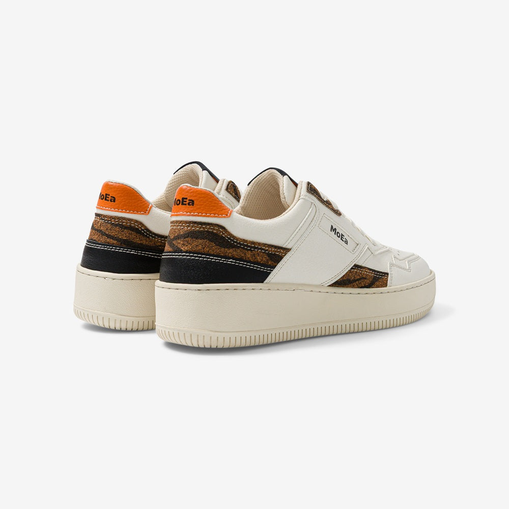 MoEa x WWF Gen1 Sneakers van palm - Wit met tijgerprint